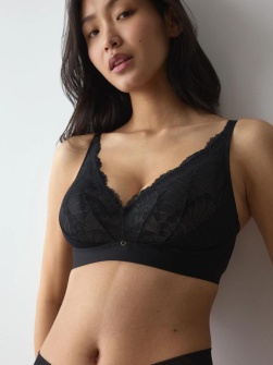 Sutien dantelat fără armătură cu decolteu plunge, Triumph Love in Lace N02 Negru - Img 3