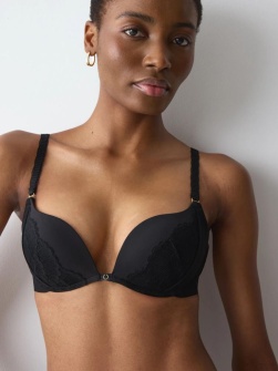 Sutien push-up cu decolteu adânc, Triumph Love in Lace WHU Negru - Img 3
