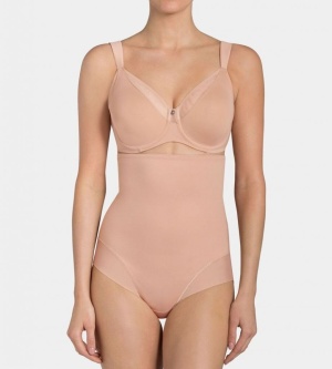Triumph True Shape Sensation Super HW Panty - Img 6