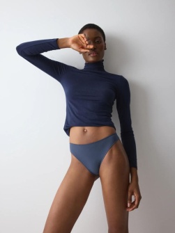 Chilot string cu acoperire medie, Triumph Pretty Modal String Albastru