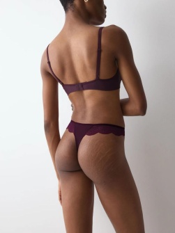 Chilot string, Triumph Comfort Glam String Bordo - Img 2
