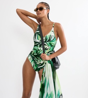 Costum de baie întreg cu cupe buretate cu efect modelator, Triumph Summer Palm OP 01, Verde - Img 4