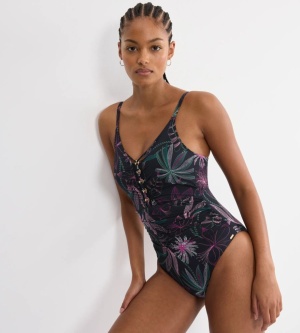 Costum de baie întreg cu cupe buretate, Triumph Summer Tropics OP 01 Negru