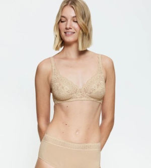 Sutien fără sârmă Triumph Amourette N Bej