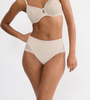 Chilot cu efect de modelare ușoară, Triumph Comfort Contour Maxi Bej