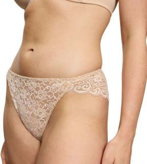 Chilot din dantelă răscroit, Triumph Amourette Highleg Tai - Img 13