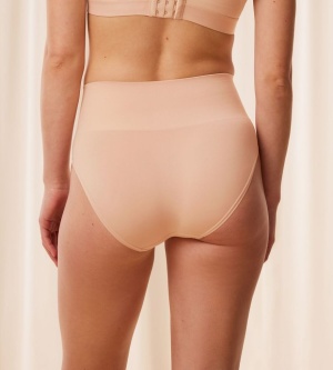 Chilot modelator cu talie înaltă, Triumph Soft Sculpt Bandeau Maxi - Img 2