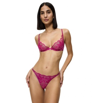 Chilot tanga din dantelă italiană, cusături fine și terminații invizibile, Triumph Crazy Stupid Love String - Img 7