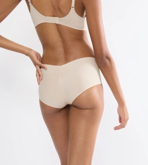 Chilot tip short neted, Triumph Body Make-Up Illusion Shorty Bej - Img 2
