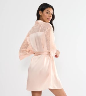 Halat satin Triumph A Weekend To Remember Crem | Kimono elegant cu dantelă - Img 2
