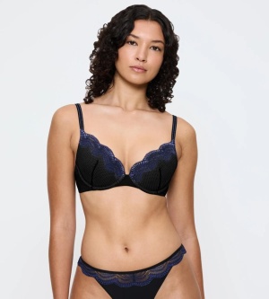 Sutien push-up, Triumph Comfort Glam WHU Negru