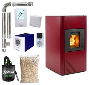 Pachet termosemineu cu peleti Termax Kamin PM 15 kW, 120 mp, buncar peleti 30 kg, volum apa 30 litri, diametru cos fum ⌀80 mm, vas expansiune si pompa recirculare incluse, Sursa KOPH 700 W + Stecher Schuko cu protectie la joasa si inalta tensiune, Bordo