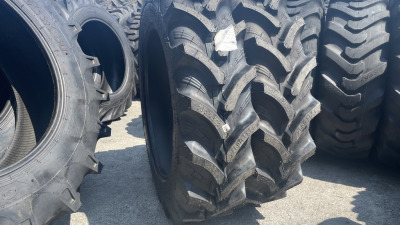Presiunea Anvelopelor de Tractor – De Ce Este Crucială, Valorile Corecte și Impactul Asupra Solului