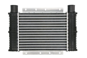 Intercooler potrivit CASE IH JX100, JX110, JX70, JX75, JX80, JX90, 80 2WD, 80 4WD, 90 2WD, 90 4WD; NEW HOLLAND TD 110, TD 5020, TD 5030, TD 5040, TD 75D, TD 80D, TD 90D, TD5.100, TD5.110