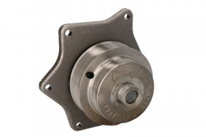 Pompa apa potrivita FIAT M100, M115, M135, M160; FORD 8160, 8260, 8360, 8560, TM 115, TM 125, TM 150, TM 165; NEW HOLLAND 850, 8160, 8260, 8360, 100/8160, 115/8260, 135/8360 (cu rulment) - Img 2