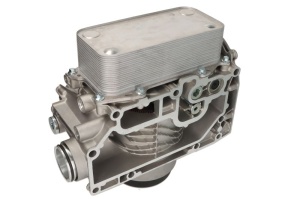 Radiator ulei potrivit DEUTZ FAHR AGROTRON 410 TTV/420 TTV/430 TTV/610 TTV/620 TTV/630 TTV/K 410/K 420/K 430/K 610/L 710/L 720/L 730/M 410/M 420/M 600/M 610/M 615/M 620/M 625/M 6 (197x331x356mm)