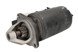 Demaror potrivit URSUS 2802, 2812, 3110, 3512, 3514, 3822, 3824, 4512, 4514, 5322, 5324, 360 3P, 235, 255; AG CHEM 4220-2; AGRALE 6150; AGRITECH 1030 (12V, 2, 1kW, reconditionat profesional)