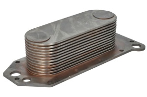 Radiator ulei potrivit CASE IH 1822, 1844, 2577, 721, 821; FORD 9282; HYUNDAI 25, 760, R280LC, R290LC, R290LC-3, R290LC-3LL/RB; KAWASAKI 80 ZIII; KOEHRING 6627; NEW HOLLAND TG 210, TG 230