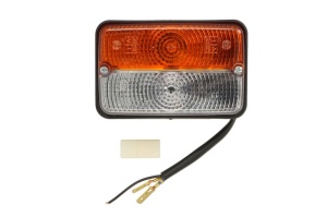 Semnalizator fata Dreapta/Stanga potrivit MASSEY FERGUSON 333, 353, 353 LX, 353 S, 363, 363 LX, 363 S, 373, 373 IX, 373 LX, 373 S, 383, 383 LX, 383 S, 393, 393 LX, 393 S, 3050, 3055