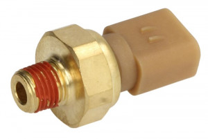 Senzor de temperatura de admisie potrivit JOHN DEERE 5100MH, 6090MC, 6090RC, 6100MC, 6100RC, 6110MC, 6110RC, 8310 R, 8310 RT, 8320 RT, 8335 R, 8335 RT, 8345 R, 8345 RT, 8360 R, 8360 RT