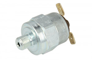 Senzor presiune ulei potrivit JOHN DEERE 1640, 2040, 2140, 2250, 2350 2WD, 2350 4WD, 2450, 2550 2WD, 2550 4WD, 2650, 2750 2WD, 2750 4WD, 2850, 2940, 2950, 3040, 3050, 3140, 3150 (2 pin)