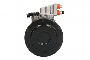 Compresor aer conditionat potrivit JOHN DEERE 100, 200, 2000, 300, 400, 500, 600, 6000, 700, 7000 (destinat pentru: camioane) - Img 3