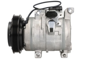 Compresor climatizare 12V potrivit RENAULT 410, 420, 430, 510, 520, 530, 540, 610, 620, 630, 640 (R134a)