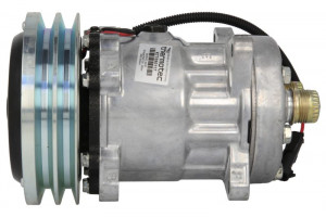 Compresor aer conditionat 12V potrivit JOHN DEERE 1165, 1175, 1450 (R134a)