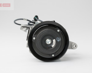 Compresor aer conditionat 12V potrivit KUBOTA M 110 DTC, M 110 FC, M 120 DT, M 120 DTC, M 5040, M 7040, M 8540, M 9540, M 96 S (R134a) - Img 3