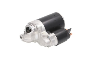 Demaror potrivit AMMANN ACR70D, APF1240; BOMAG BW75H; SDMO DX 4000 E, DX 6000 E XLC, DX 6000 TE XLC, SD 6000 E XL, SD 6000 TE XL, VX 180/4 DE XLC (12V, 1kW, nou)