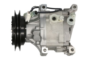 Compresor climatizare 12V potrivit JOHN DEERE 3033R, 3038R, 3039R, 3045R, 3046R, 3320, 3520, 3720, 4044R, 4049M, 4049R, 4052R, 4066R, 4075R (R134a)