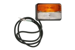 Lampa de pozitie Fata Stanga 12V (alb/portocaliu, cu functie indicator) potrivita John Deere 5050E, 5055E 2WD, 5055E 4WD, 5058E, 5060 E si alte modele