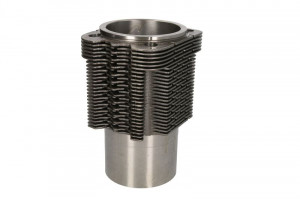 Camasa cilindru potrivit FENDT 200, 300, F; AGCO-ALLIS 6; ATLAS WEYHAUSEN AB; CARRARO 3000, 8,1000 4.236-F6L913 (diametru interior: 102mm, lungime: 222mm, diametrul flansei: 120mm) - Img 2