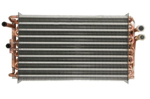 Evaporator aer conditionat potrivit CASE IH 235, 250, 255, 290, 310, 315, 340, 280, 335, 350, 380, 385, 400, 430, 435, 450, 480, 485, 500, 530, 535, 600, 275, 325, 330, 375, 425