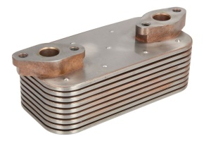 Radiator ulei potrivit URSUS 10014 H, 11024, 7524, 8014 H, 9014 H, 9024, 380, 380 M, 6024; ARMATRAC 1104, 854 LUX; ATLAS QAS 60, QAS 80; BASAK 2080, 2090, 2100, 2110; BOBCAT 360, 470