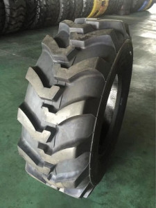 Pneu industrial 10.5/80-18 PHO R4 14PR Honour