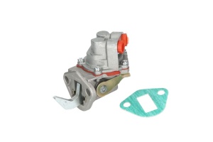 Pompa mecanica combustibil D3.152, URSUS 2802, 2812, 3502, 3512, 3514; CASE IH 50, 60, 48, 52 2WD, 52 4WD, 58, 63 2WD, 63 4WD; EICHER 3155, 3255, 3256; JCB 406; LANDINI 3000, 4000, 4500