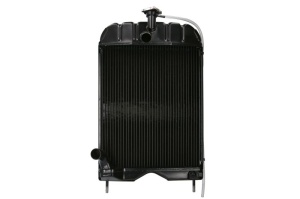 Radiator motor potrivit URSUS 2812, 3512, 3514; MASSEY FERGUSON 133, 135, 135 V, 140 (3 CYL), 140 SUPER (3 CYL), 145, 145 S, 145 V, 148, 152, 152 F, 152 S, 152 V, 1140, 1230, 1240, 1250