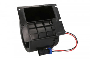 Ventilator habitaclu potrivit JOHN DEERE 1010, 1010C, 1020, 1030, 1030 OU, 1030CU, 1030VU, 1032, 1035, 1035EF, 1035EV, 1040, 1040F, 1040V, 1042, 1050, 1050C, 1052, 1055, 1065, 1068H, 1070, 1072 - Img 2
