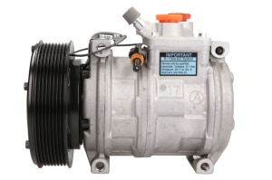 Compresor climatizare 12V potrivit JOHN DEERE 100, 110, 200, 210, 250, 300, 300D, 310, 310D, 315D, 320, 330, 350, 430, 400, 410D, 420, 450, 4700, 500, 510, 510D, 520, 530, 575 (R134a)