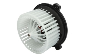 Ventilator habitaclu potrivit DEUTZ FAHR 100, 100 MK2, 100 MK3, 105, 105 MK2, 105 MK3, 106 MK2, 106 MK3, 108, 110, 110 MK2, 110 MK3, 1130 TTV, 1145 TTV, 115 MK2, 115 MK3, 1160 TTV, 118, 120