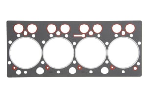 Garnitura chiulasa compatibil: MASSEY FERGUSON MF 32, MF 34, 3670, 4292, 4297, 4299, 5650, 7140, 7150, 7170, 7250, 7252, 8140, 8150, 8240, 8240 XTRA, 8250, 8250 XTRA; VALMET 665, 6000, 6200