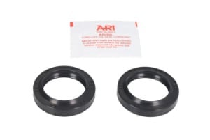 Garnituri ulei suspensie fata (inner diametru: 35mm/outer diametru: 48mm/height: 8/10,5mm, type: TCL, quantity per packaging: 2pcs) compatibil: APRILIA ATLANTIC, SCARABEO, SPORTCITY, SR 125-500 1986-2013