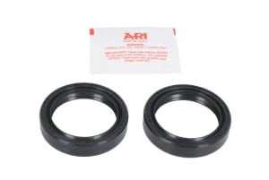 Garnituri ulei suspensie fata (inner diametru: 41mm/outer diametru: 53mm/height: 10,5mm, type: TC4, quantity per packaging: 2pcs) compatibil: APRILIA RX; HONDA CR; SUZUKI DR; YAMAHA FJ 125-1100 1981-1996