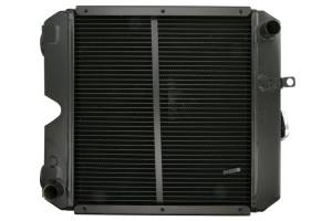 Radiator compatibil: DEUTZ FAHR 210, 220, 230, 35, 45; HUERLIMANN 35, 45, 55; LAMBORGHINI dreapta 1.35, dreapta 1.35 DT, dreapta 1.45, dreapta 1.45 DT, dreapta 1.55, dreapta 1.55 DT; SAME 35, 45, 55