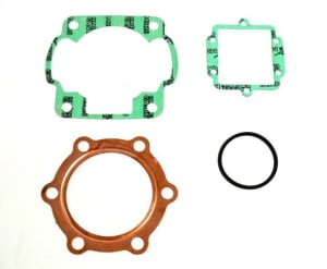 Set garnituri superioare motor compatibil: KAWASAKI KX 500 1983-1984