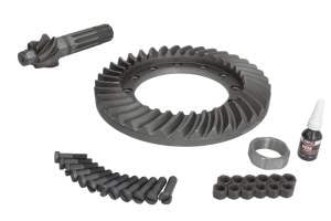 Crown and pinion compatibil: MASSEY FERGUSON 135, 1230, 1240, 230, 240, 30, 340, 365, 435 X, 4835, 835