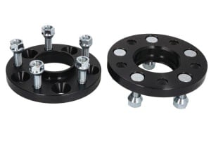 DIstantier - 2 pcs 5x114,3; thickness: 15mm; locating hole diameter: 67mm; PRO-SPACER series - 4; (fitting elements included - Yes) - Black