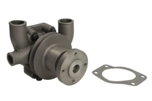 Pompa de apa (with pulley) compatibil: PERKINS AD3.152 compatibil: URSUS 3514, 360 3P; FORD 2000, 2600, 3000, 4000; LANDINI 3000, 4830 F, 50, 50 V, 5000, 5500 C, 5500 CL, 5500 CS, 5560, 5560 F, 5560 L, 5560 V