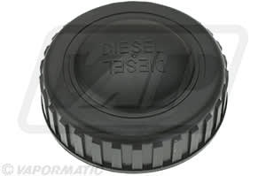 Buson umplere ulei compatibil: CASE IH 100 U, 70 U, 80 U, 90 U; FORD 4635, 4835, 5635, 6635, 7635; NEW HOLLAND 4635, 4835, 535, 5635, 665, 6635, 7635, T4040 2WD, T4040 4WD, T4040F, T4050, TL 100